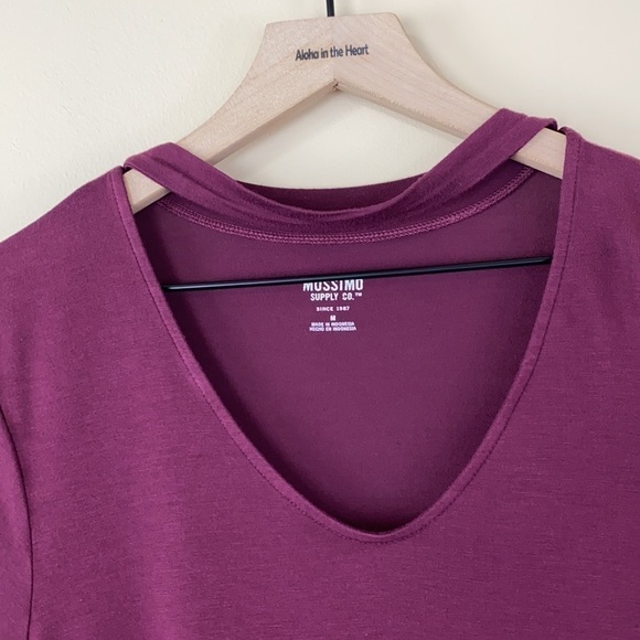 BUILT in collar top - Picture 2 of 4